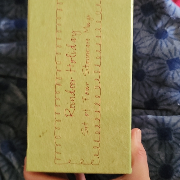 Stoneware Mug set of 4 - Picture 2 of 4